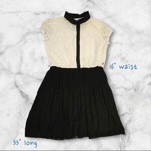 amy's closet cream lace top and black skirt. Short sleeve size 16 1/2.